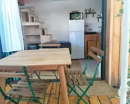 La Cabane Au Fond Du Jardin Montpellier Esterno foto
